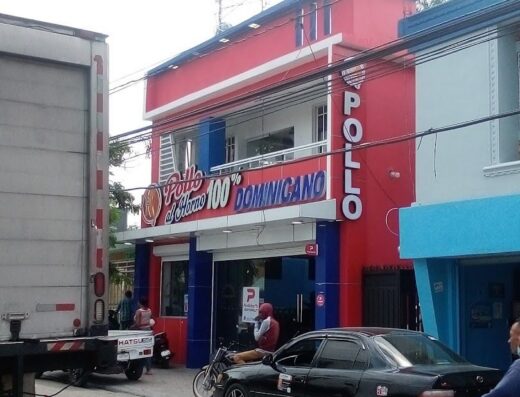 Picapollo dominicano