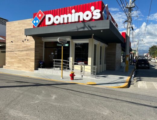 Domino’s Pizza – San Juan